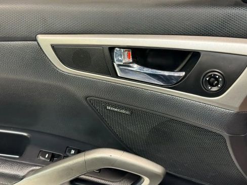 Used 2016 Hyundai Veloster w/ Option Group 02 FWD image 62