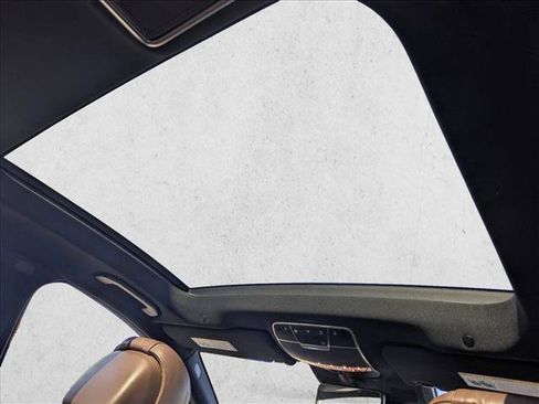 Used 2019 Mercedes-Benz S 560 4MATIC Sedan image 19
