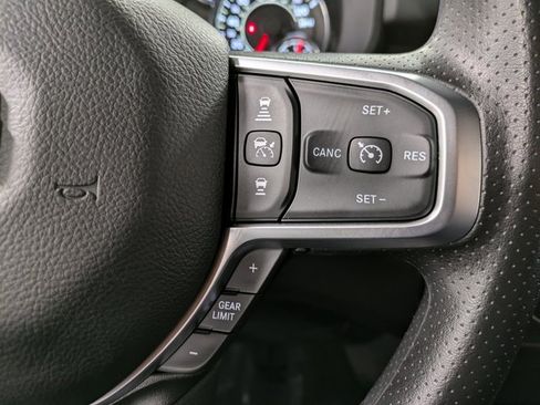 Used 2025 RAM 1500 Big Horn image 17