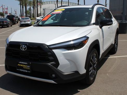Certified 2026 Toyota Corolla Cross XLE w/ Convenience Package FWD image 6