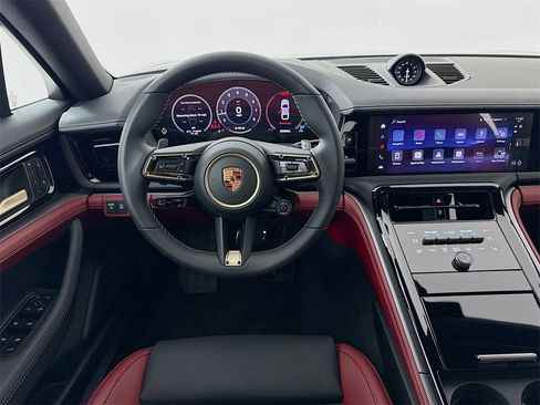 New 2026 Porsche Panamera image 25