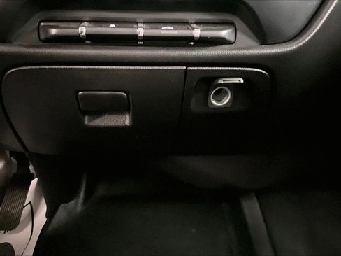 Used 2017 GMC Sierra 1500 REG CAB 2WD 133.0 image 15