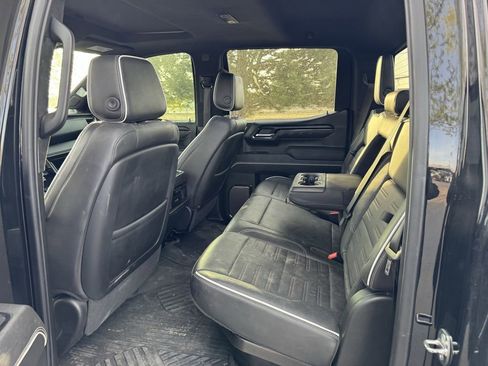 Used 2024 GMC Sierra 1500 AT4X w/ AT4X AEV Edition image 10