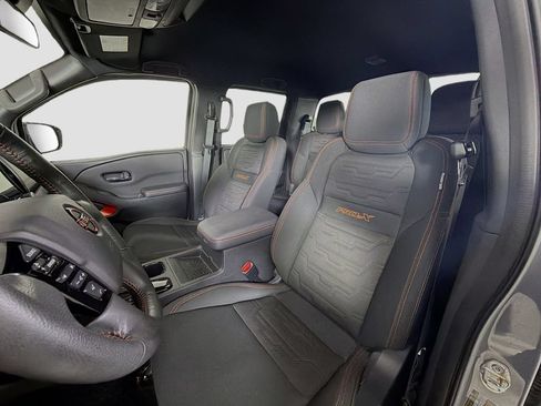 Used 2024 Nissan Frontier Pro-X w/ Pro Convenience Package RWD image 12