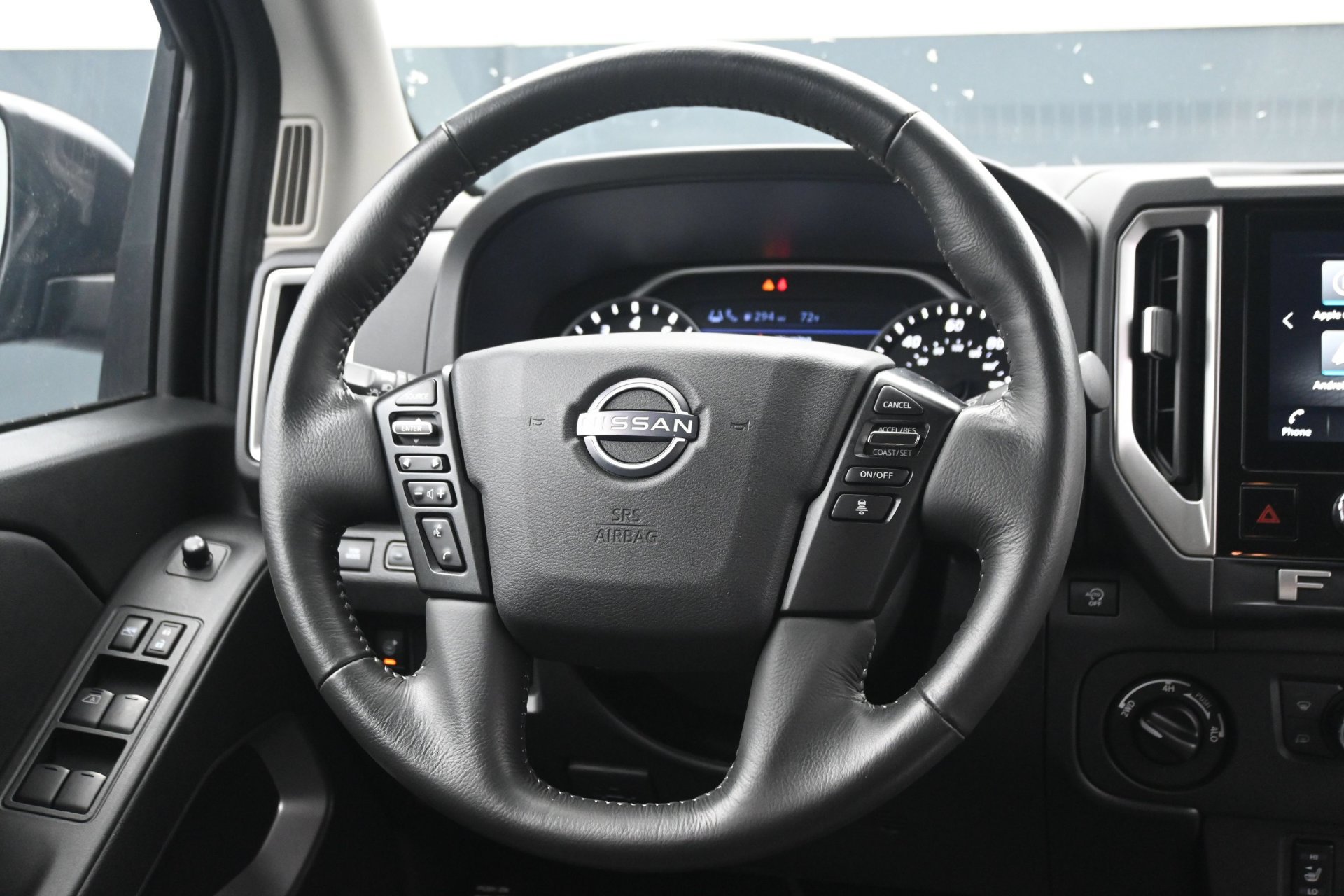 Used 2025 Nissan Frontier SV w/ SV Convenience Package AWD/4WD image 18
