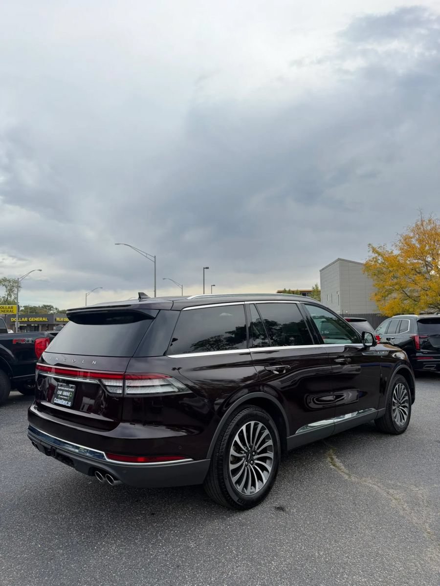 Used 2023 Lincoln Aviator Reserve w/ Equipment Group 201A AWD/4WD image 5