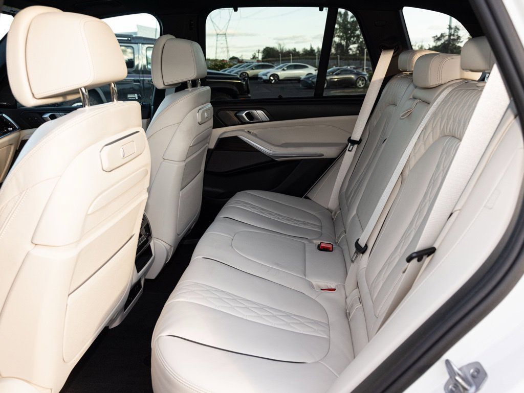 Used 2026 BMW X5 xDrive50e w/ Executive Package AWD/4WD image 48