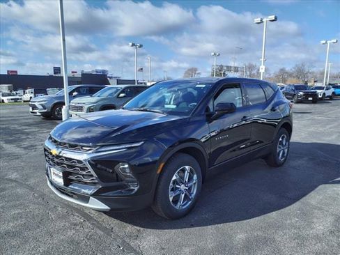 New 2025 Chevrolet Blazer LT image 7