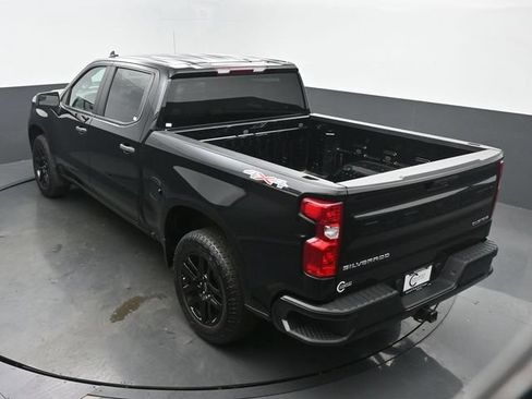 Used 2023 Chevrolet Silverado 1500 Custom AWD/4WD image 40