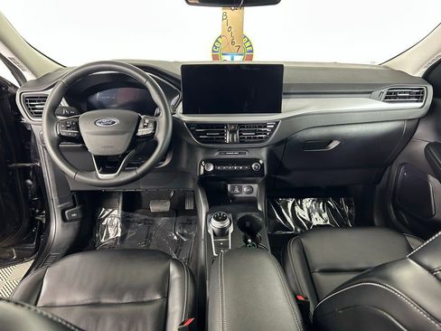 Used 2024 Ford Escape Platinum image 7