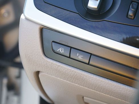 Used 2013 BMW 535i xDrive Sedan image 17