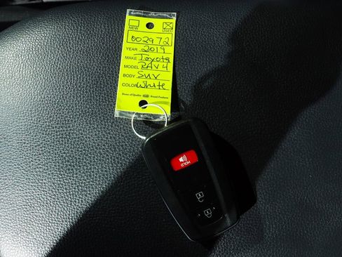 Used 2019 Toyota RAV4 XLE image 55