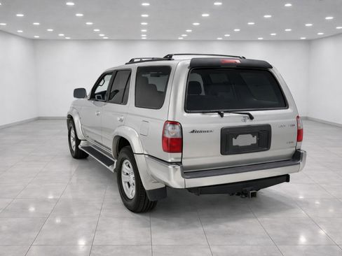 Used 2000 Toyota 4Runner SR5 image 3