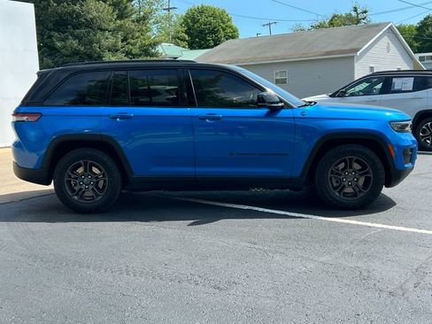 Used 2023 Jeep Grand Cherokee Trailhawk AWD/4WD image 54