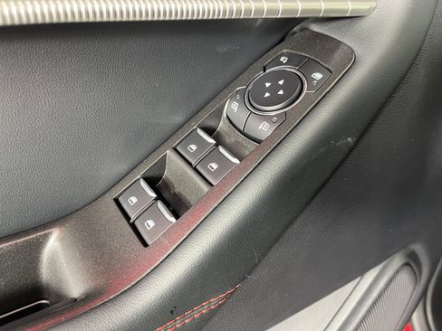 Used 2025 Ford Explorer ST-Line w/ Premium Package image 19