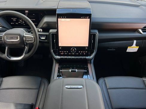 New 2026 GMC Yukon XL Denali AWD/4WD image 10
