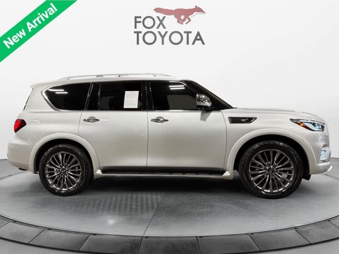 Used 2022 INFINITI QX80 Sensory AWD/4WD image 7