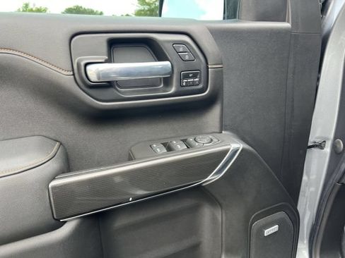Used 2021 GMC Sierra 1500 AT4 w/ AT4 Value Package AWD/4WD image 11