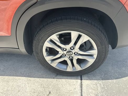 Used 2021 Kia Seltos S FWD image 10