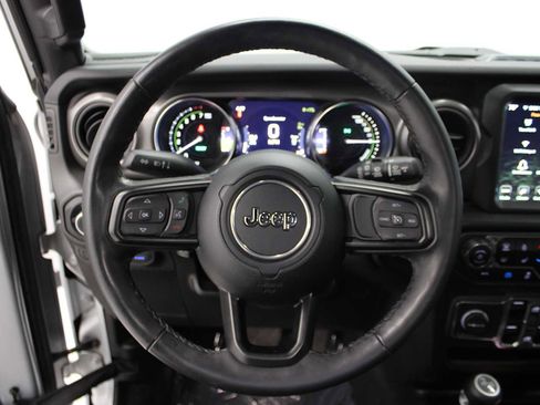 Used 2023 Jeep Wrangler Unlimited w/ Sun & Screen Package AWD/4WD image 19