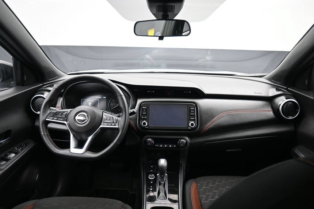Used 2023 Nissan Kicks SR FWD image 37