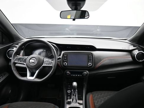 Used 2023 Nissan Kicks SR FWD image 37