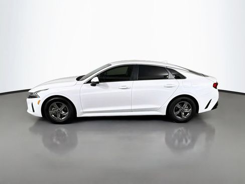 Used 2023 Kia K5 LXS FWD image 8