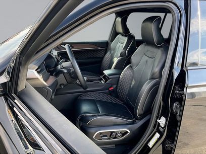 Used 2025 Jeep Grand Cherokee Summit w/ Obsidian Package