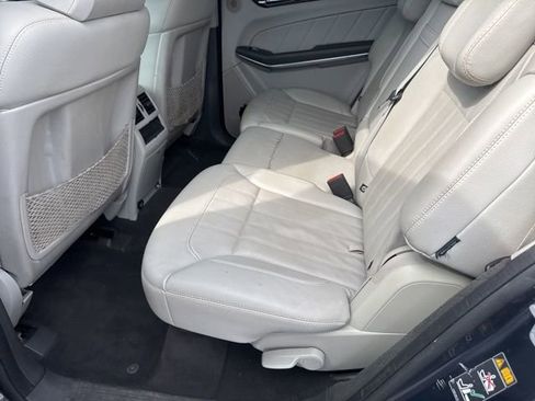 Used 2014 Mercedes-Benz GL 450 4MATIC image 14