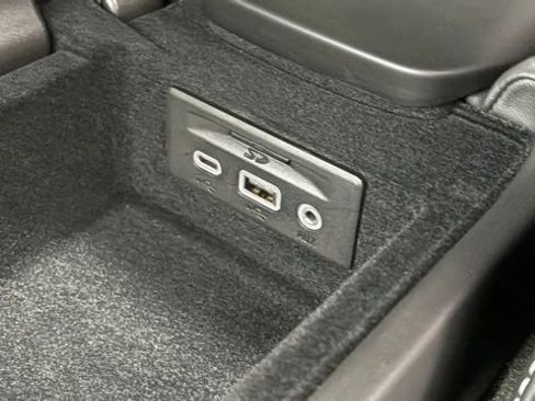 Used 2023 Chevrolet Corvette Stingray Preferred Cpe w/ Z51 Performance Package image 38