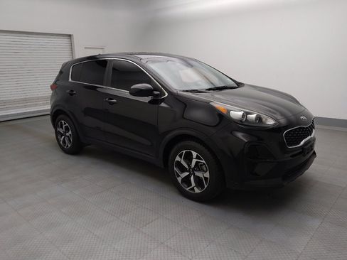 Used 2021 Kia Sportage LX image 11