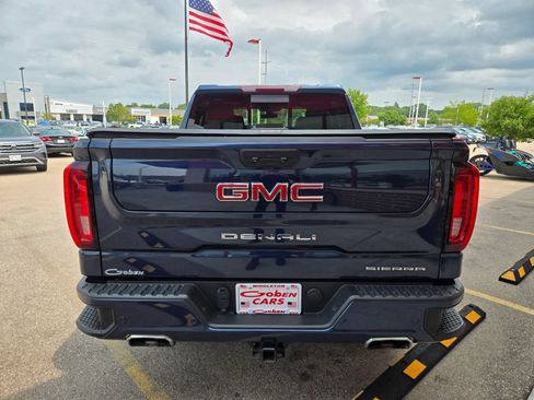 Used 2022 GMC Sierra 1500 Denali w/ Denali Premium Package AWD/4WD image 5