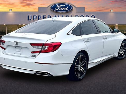 Used 2021 Honda Accord Touring image 13