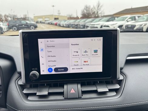 Used 2025 Toyota RAV4 XLE image 21