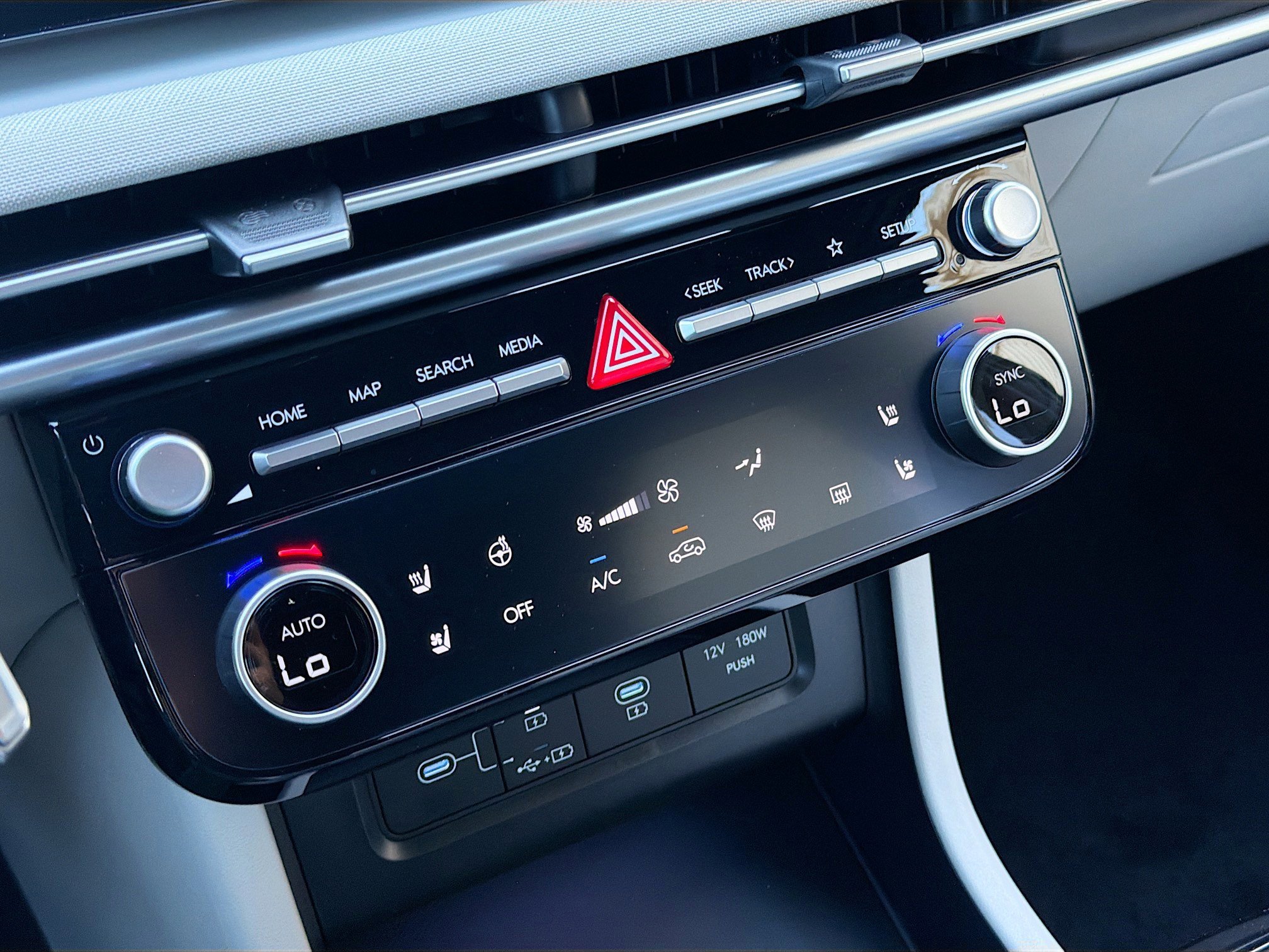 New 2026 Hyundai Tucson Limited FWD image 31