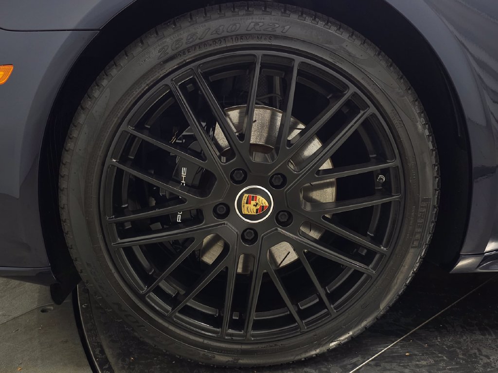 Used 2022 Porsche Panamera 4S AWD/4WD image 13
