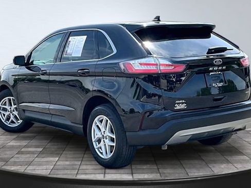 Used 2021 Ford Edge SEL AWD/4WD image 4