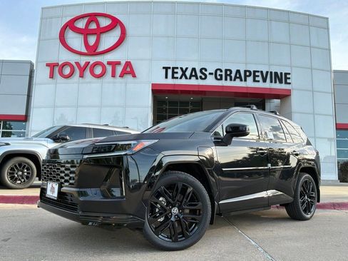 New 2026 Toyota RAV4 XSE AWD/4WD image 2