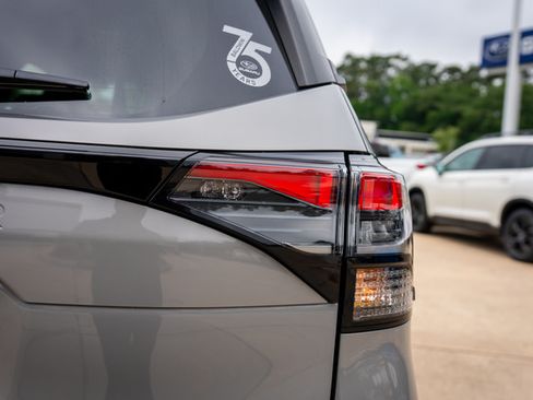 Certified 2025 Subaru Forester Limited AWD/4WD image 17