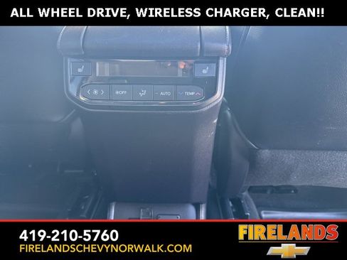 Used 2021 Toyota Highlander Platinum image 12