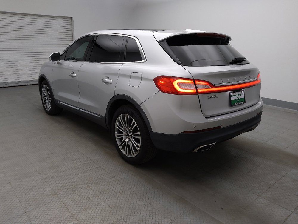 Used 2016 Lincoln MKX Reserve w/ Luxury Package FWD image 5