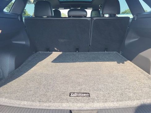 Used 2023 Volkswagen Atlas Cross Sport SEL Premium R-Line image 16