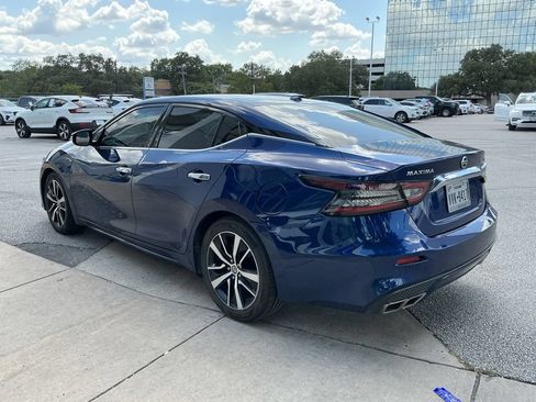 Used 2022 Nissan Maxima SV w/ Floor Mat Group FWD image 3