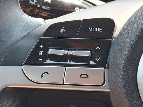 Used 2021 Hyundai Elantra SEL w/ Convenience + Premium Package FWD image 22