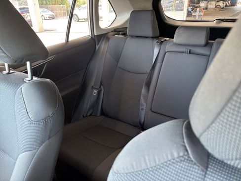 Used 2025 Toyota RAV4 LE image 39