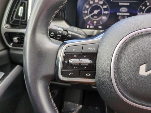 Used 2023 Kia Sorento SX AWD/4WD image 21