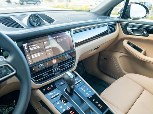 New 2026 Porsche Macan S AWD/4WD image 17