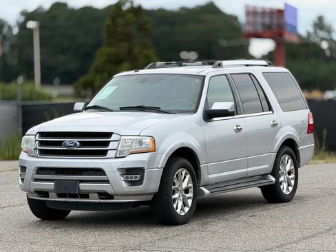Used 2017 Ford Expedition Limited AWD/4WD image 6