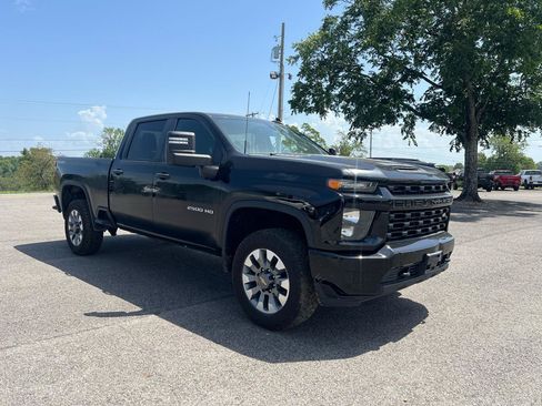 Used 2021 Chevrolet Silverado 2500 Custom w/ Custom Value Package AWD/4WD image 4