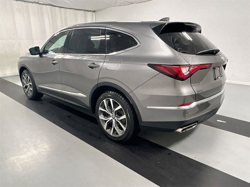 Used 2023 Acura MDX SH-AWD w/ Technology Package image 6